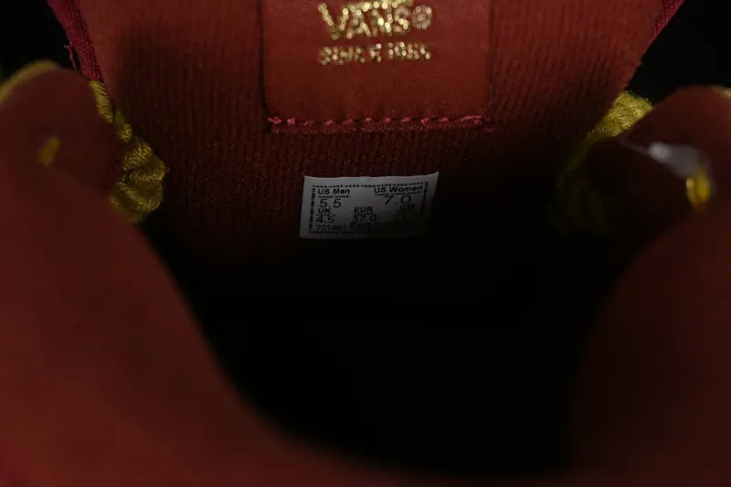All categories Vans Vans series Vans Mid Vans Knu Mid Vans official Zodiac series-Year of the Dragon limited edition mid-top bread shoes VN000E56D38